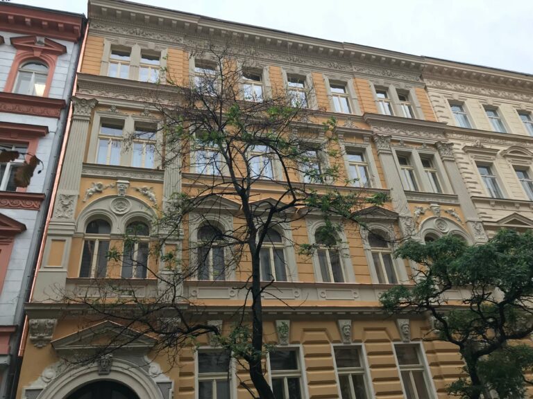 Rekonstrukce fasády Praha 2